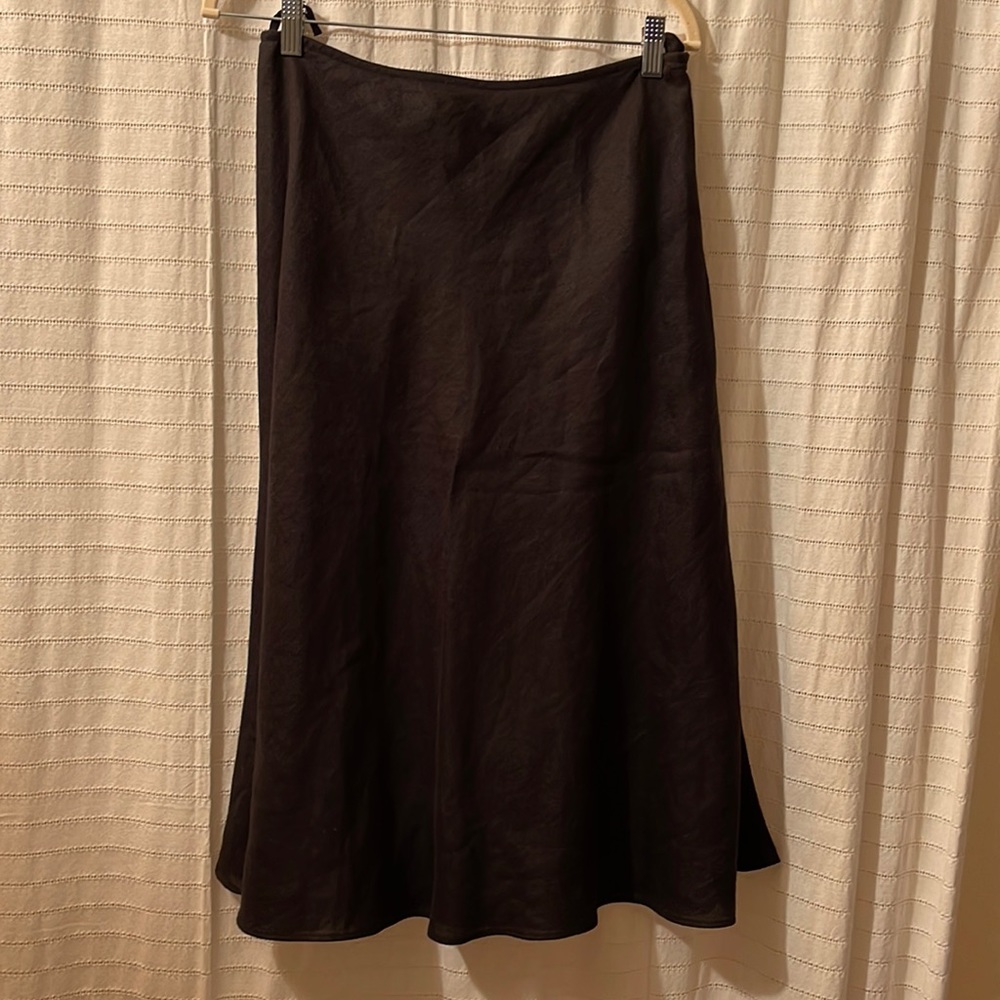 Linen midi skirt